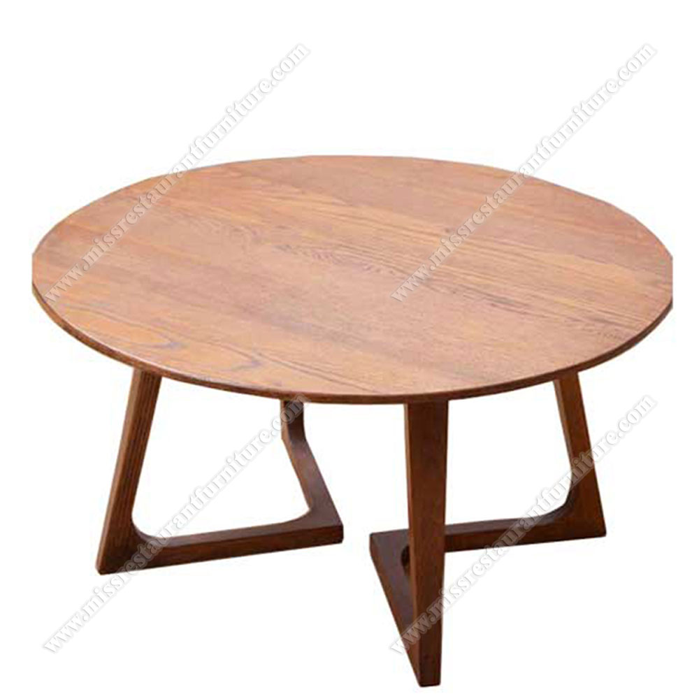 Wholesale nordic style customize4/6 seats restaurant/coffee room round ash wooden dining tables with V shape legs, wood restaurant tables 1037