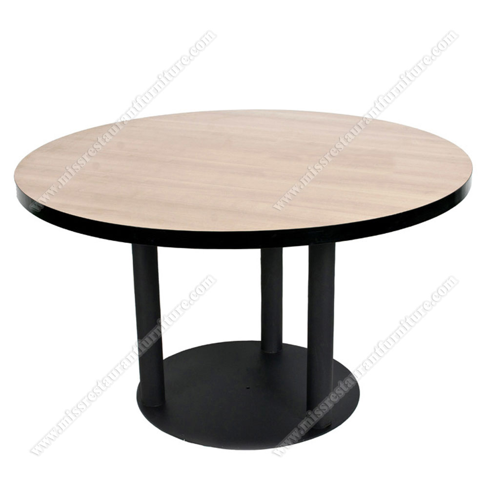 Restaurant wooden dining table modern wood MDF round dining table designs with round black iron base, wood restaurant tables 1103