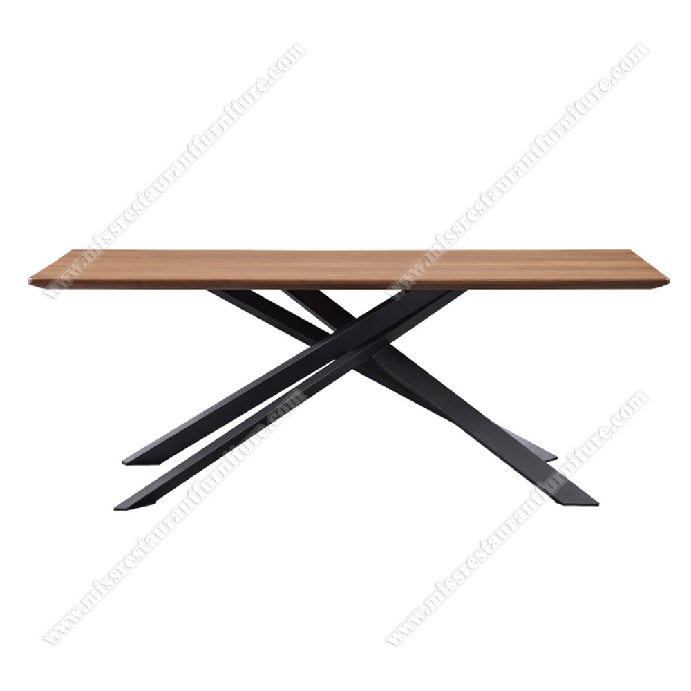 2022 new design customize solid wood coffee room/restaurant tables top with art black cross iron table legs, wood restaurant tables 1118