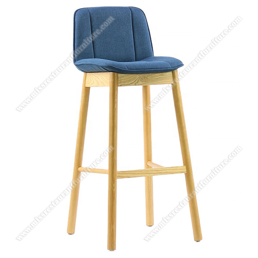 Modern design velvet fabric back pub restaurant bar stools blue fabric customize high bar stools, solid wood restaurant bar stools 6316